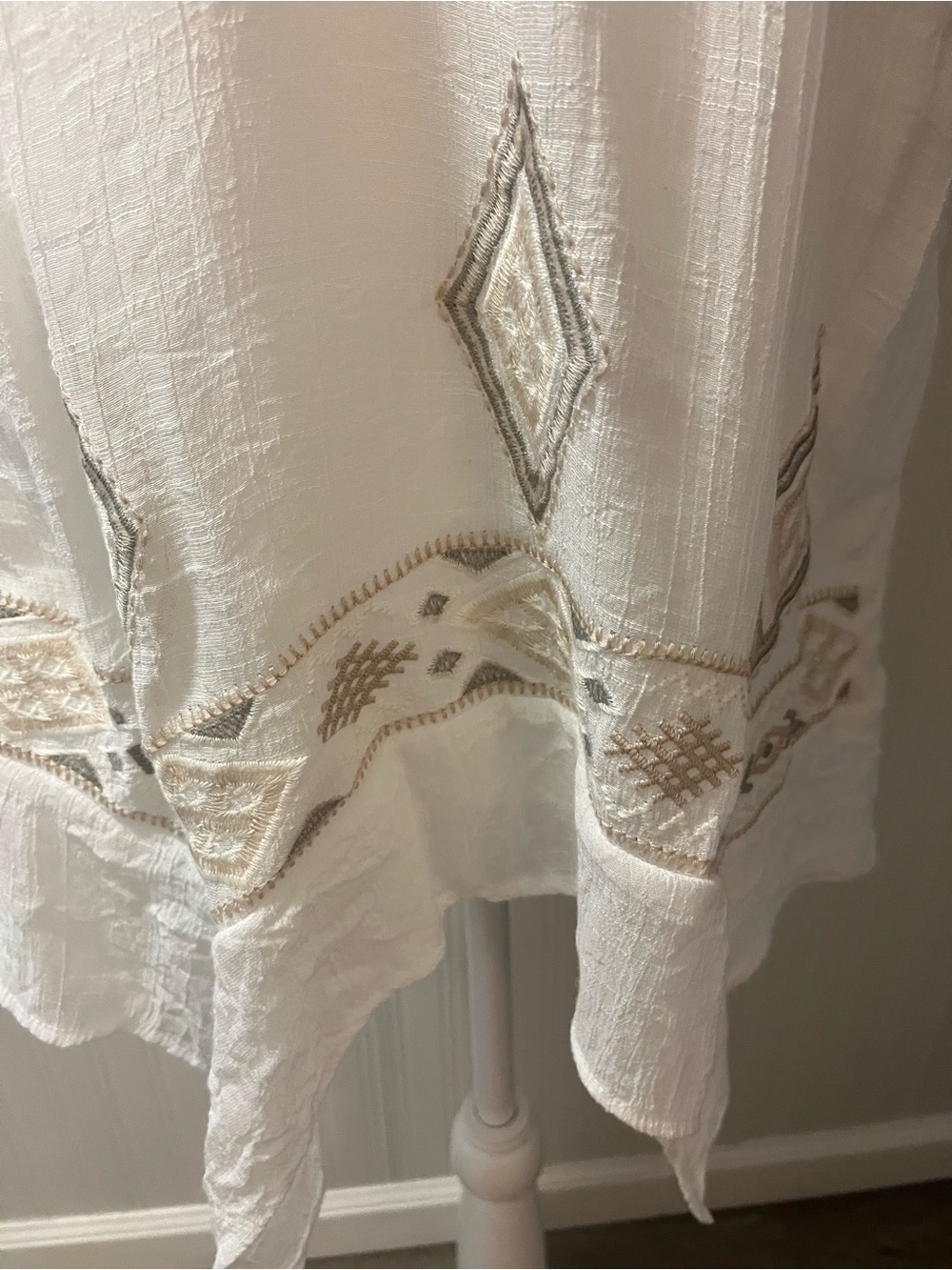 Embroidered Boho Ivory Tunic Dress - Picture 3 of 8